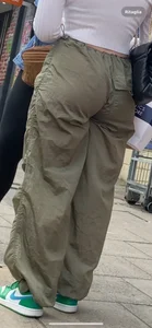 Jiggly round ass of a blonde beauty in cargo pants + Face shots