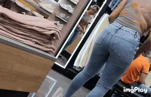 Perfect latinas don’t exist #2