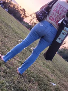 Out In The Wild 57 ( Slim Thick latina mom pt.5)
