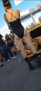 Goth cheeks at music festival    [MEGAPOST]