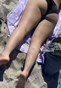 Heatwave at the beach (Beach bonanza #13)