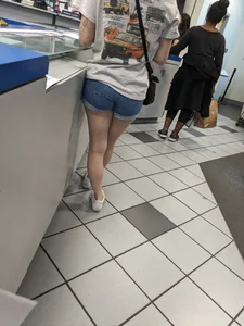 Booty photo dump OC