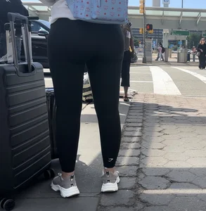 Tall European big bubbly ass ( OC , Airport Series )