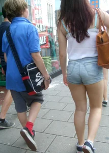 Various sexy teens in little shorts