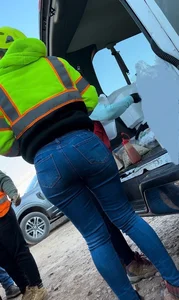 Latina food truck lady  pt 2!