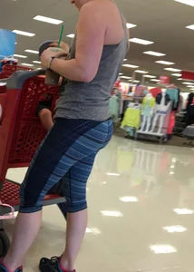 Target milf with a nice ass in tight patterned leggings
