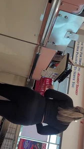 PAWG in leggings + face shot