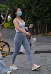 Asian round butt grey leggings (NOT OC)