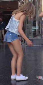 Hotties out in short shorts with nice asses and showing cheeks