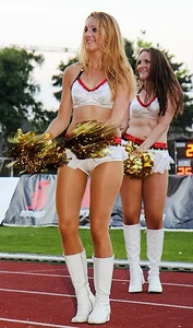 Candid cheerleaders