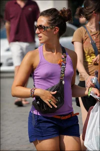 Candid tits and pokies