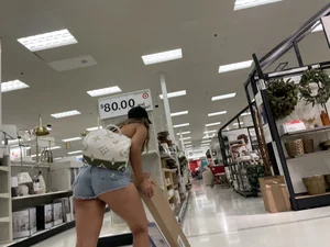 Tall white woman with thick jiggly ass and thighs in short jeans