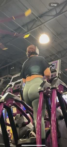 Latina in Green leggings knew I was capping