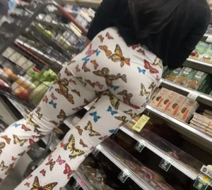 Asian wearing WHITE flare pants, jiggle was insane (W/Gifs)