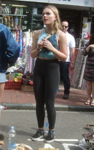 Guitar playing blonde babe with a nice ass and vtl in tight leggings