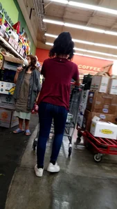 Latina tight jeans shopping