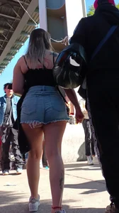 Latina ardiente  culona y bien tetona