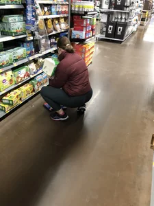 Squatting Teen Green Lulu VTL