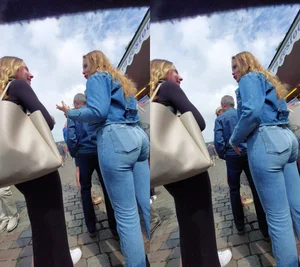The Blonde Tight Pants Immersion