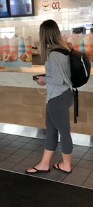 Blondie with a tight bubble butt in leggings (OC)