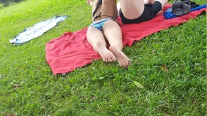 Awesome booty and legs on the grass park creepshots