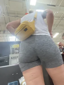 Petite milf in grey spanx shorts (oc)