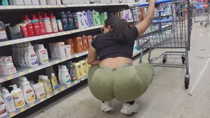 Thick PHAT ASS Ebony Nerd Bending Over (OC)
