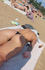 Sexy Flat Ass in Swimsuit Creepshot at a Beach