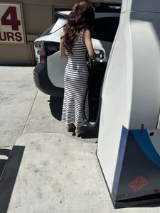 Can see the imprint of them cheeks Asian Tight lil spinner in tight dress OC
