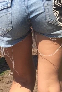 Milf booty in denim shorts