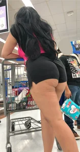[OC] Latina ASS COMPLETELY OUT at Walmart
