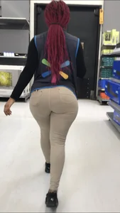 Sexy candid ebony Walmart booty in tan jeans