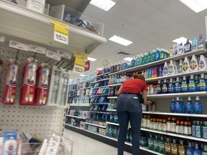 Biggest ass I’ve seen for target worker