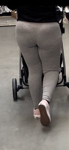 Youthful milf in gray spandex