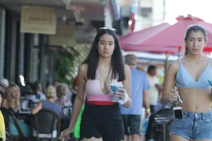Deerfield Beach girls in bikinis