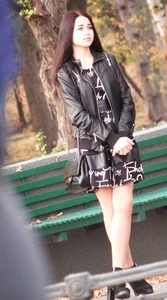 Cute Girl in Dress Park Sexy Candid Photo