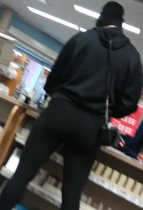 Juicy Ass in Black Tights at a Store Creepshots