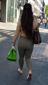 Cameltoe milf in leggings street creepshots gallery