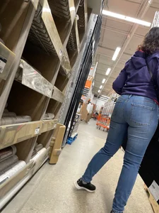 Sexy fat ass milf