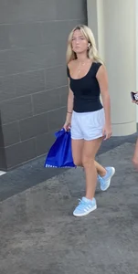 Angel face in grey shorts