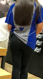 Shoe store employee with a nice ass in leggings and slight vtl
