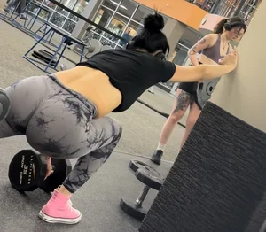Nice and tight College Gym Girl (Face Shots)