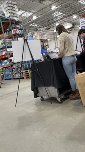 Hot girl at Costco in skin tight jeans with a great ass