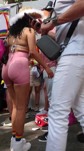Latina  con un culo demasiado hermoso
