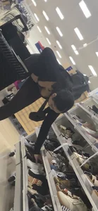 Small comp of some nice shots (cleavage, frontal, booty)
