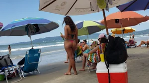 Brazillian beach creepshots, huge gallery of candid girls in swimsuits
