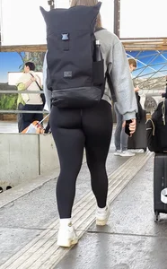 Fat ass in black Scrunch Leggings