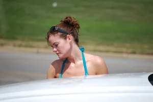 Various sexy girls at car washes in bikinis