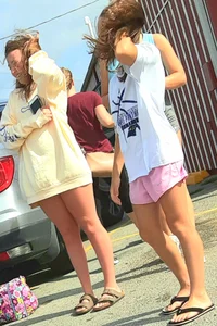 Hot Daught On Her Fam Vacay
