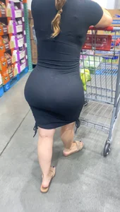 Sexy BBL Latina in tight dress VTL